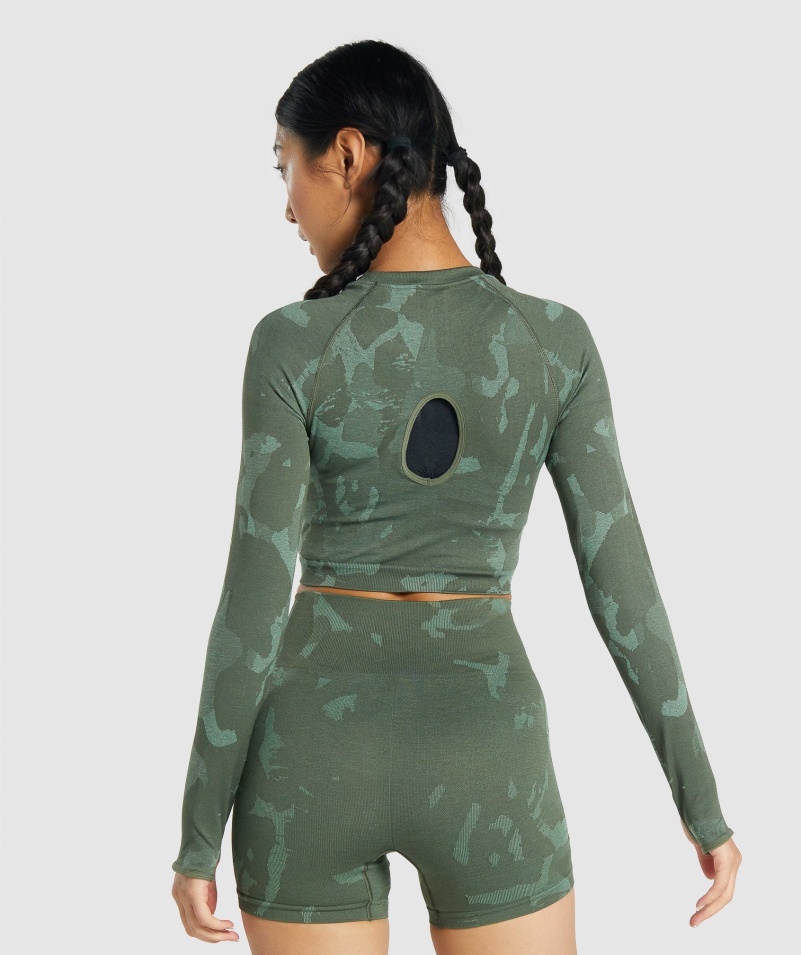 Gymshark Adapt Camo Bezšvový Crop Top S Dlhým Rukávom Savanovo-zelený