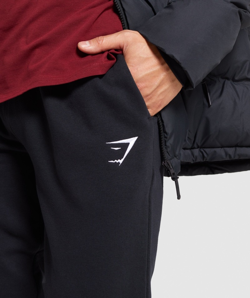 Gymshark Crest Joggers čierne
