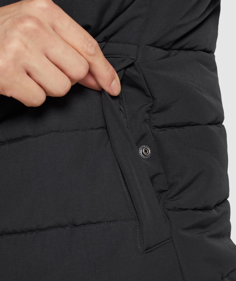 Gymshark Crest Polstrovaná Vesta čierna