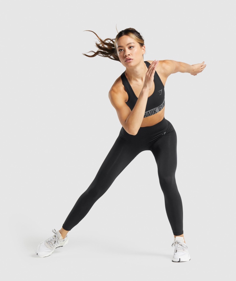 Gymshark Fit Bezšvová športová Podprsenka čierna