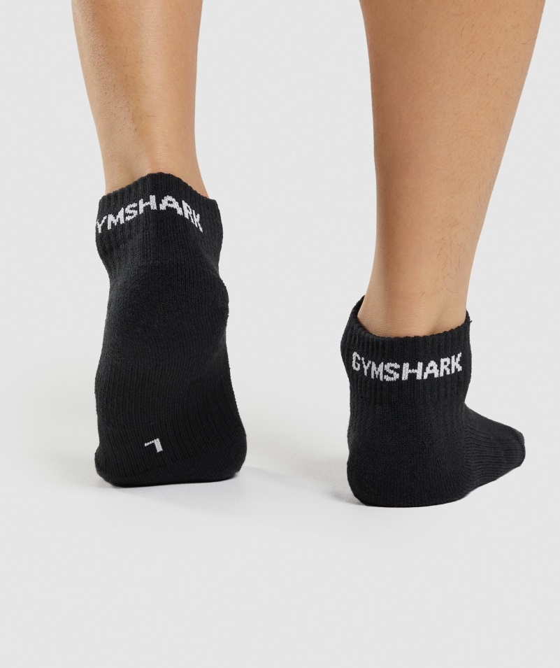 Gymshark žakárové štvrtkové Ponožky 3pk čierne