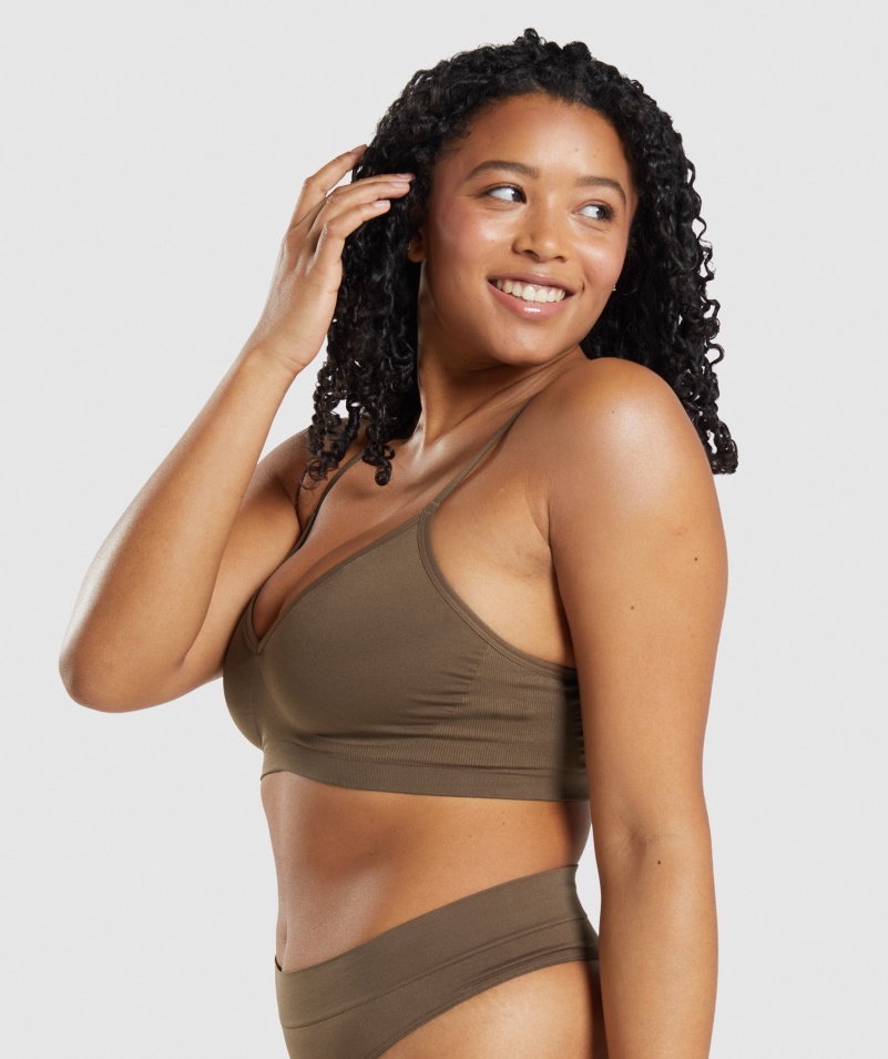 Gymshark Bezšvové Bralette S Nízkym Výstrihom Orechová Hnedá