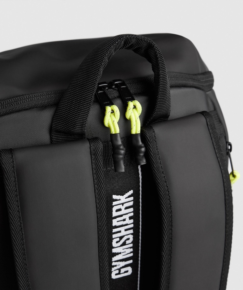 Gymshark Elegantný Ruksak čierno-reaktívny Zelený
