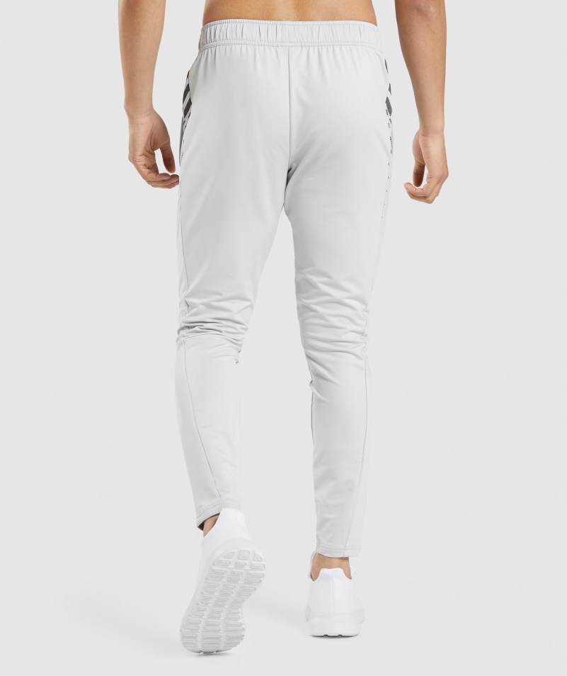 Gymshark športové Pruhované Joggery Svetlosivé