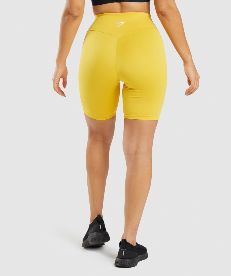 Gymshark Tréningové Cyklistické šortky Medailón žlté