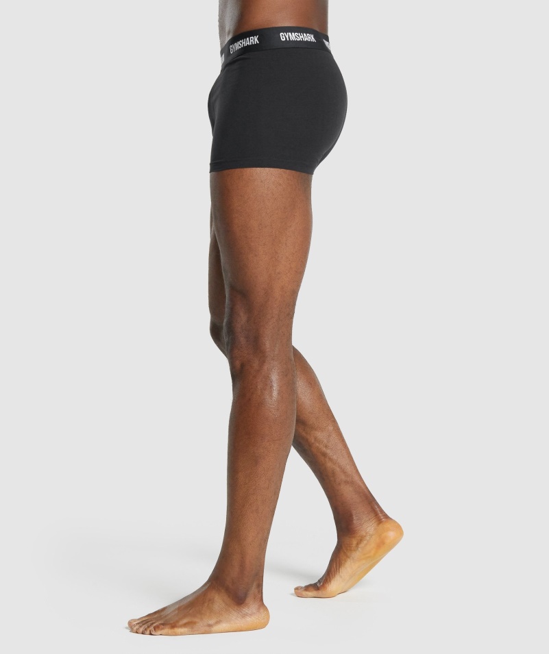Gymshark Kufor 2pk čierny